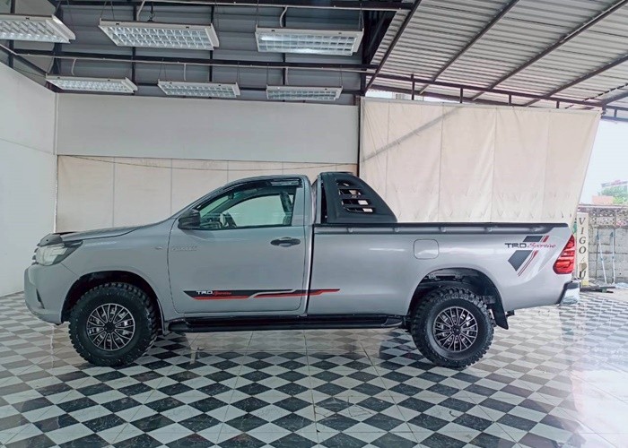 Used 12
                    TOYOTA
                     for Sale Image