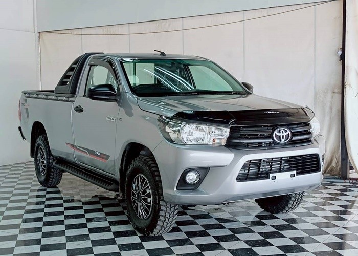 Used 12
                    TOYOTA
                     for Sale Image
