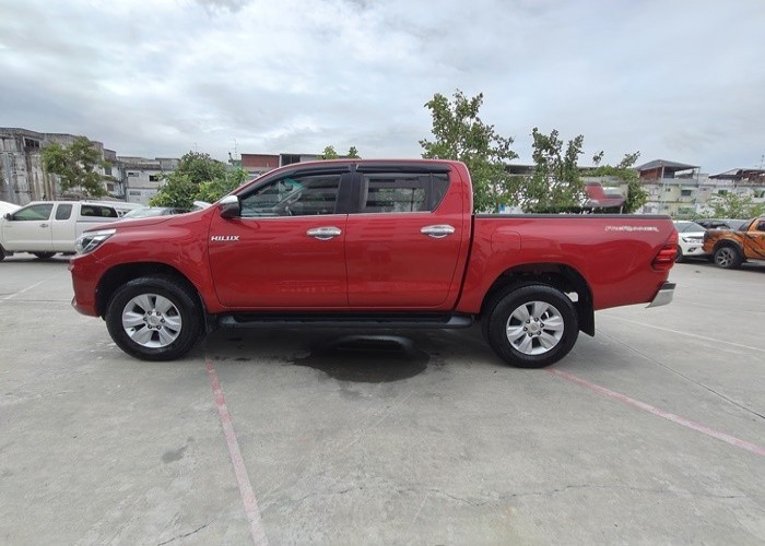 Used 11
                    TOYOTA
                     for Sale Image