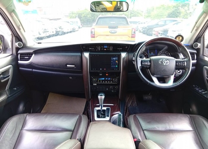 Used 1
                    TOYOTA
                     for Sale Image