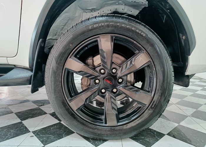 Used 11
                    TOYOTA
                     for Sale Image