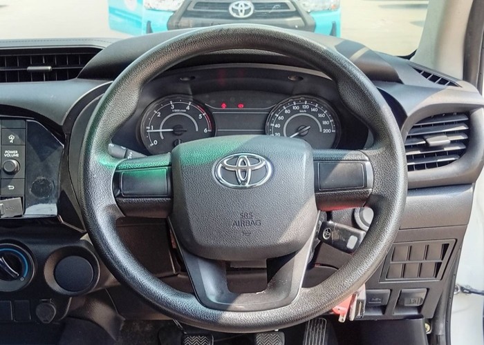 Used 5
                    TOYOTA
                     for Sale Image