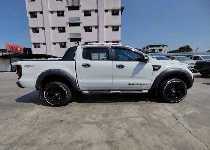 Used 8
                    FORD
                     for Sale Image