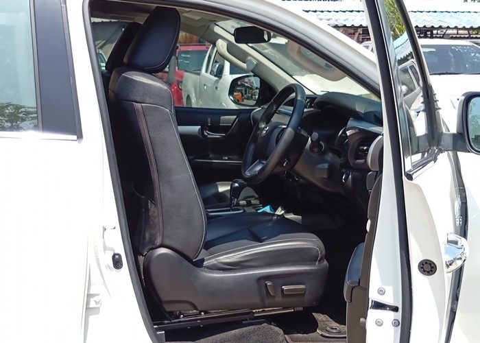 Used 12
                    TOYOTA
                     for Sale Image