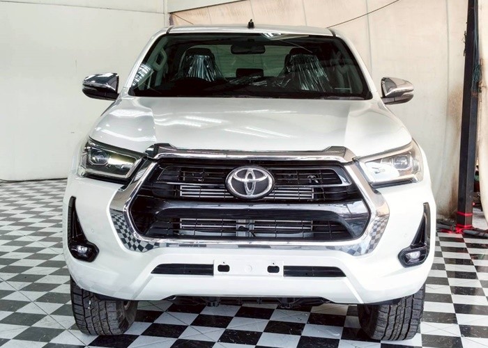 Used 12
                    TOYOTA
                     for Sale Image