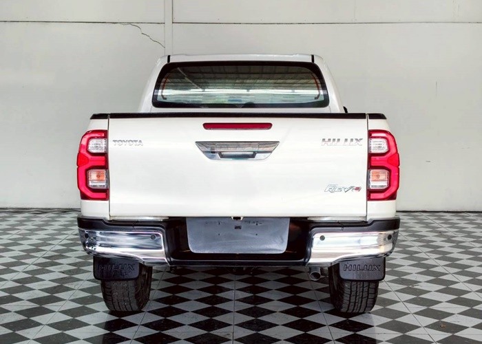 Used 12
                    TOYOTA
                     for Sale Image