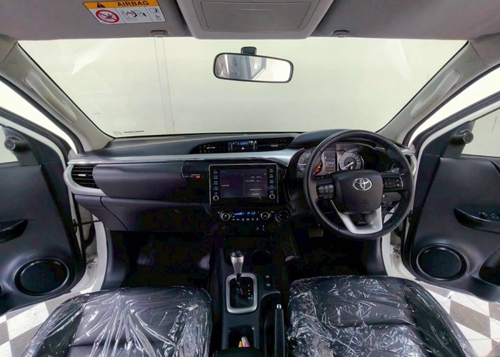 Used 12
                    TOYOTA
                     for Sale Image