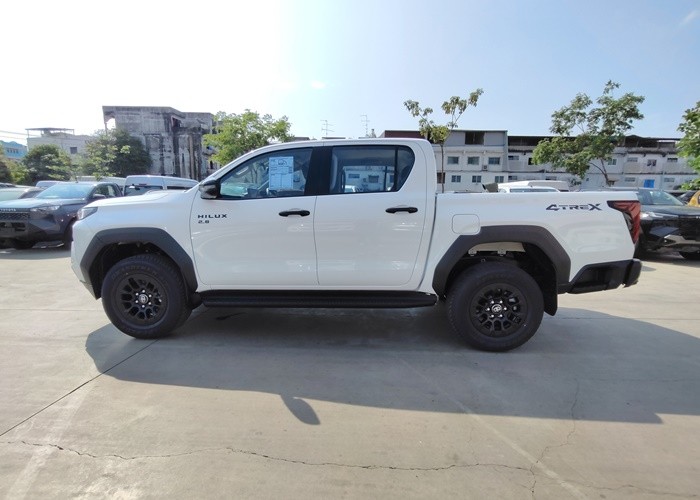 Used 3
                    TOYOTA
                     for Sale Image