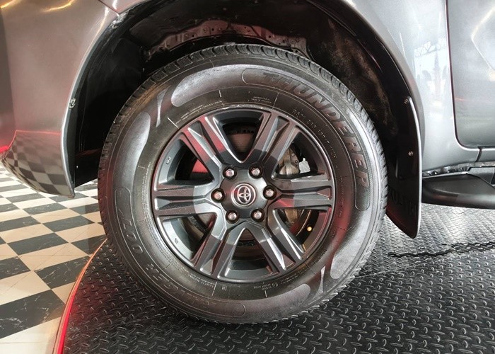 Used 4
                    TOYOTA
                     for Sale Image