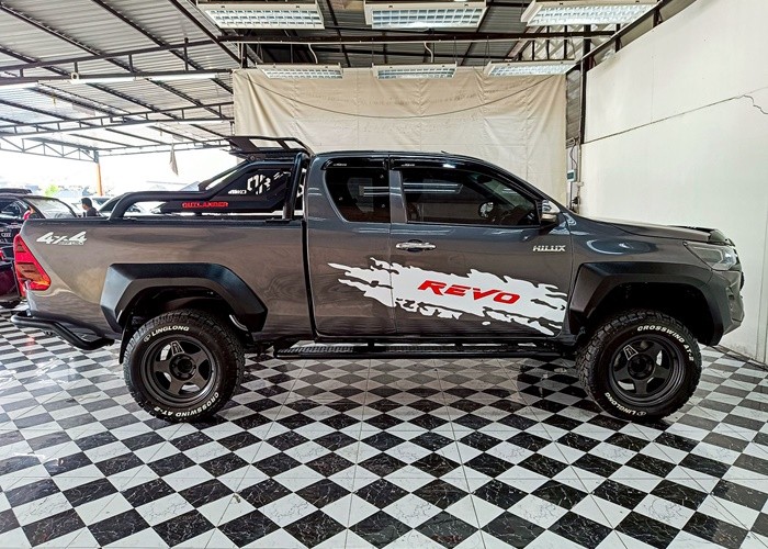 Used 9
                    TOYOTA
                     for Sale Image