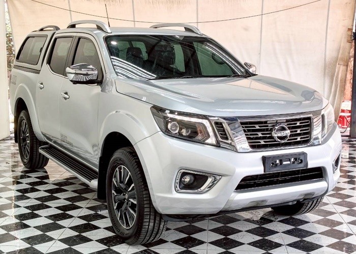 Used 9
                    NISSAN
                     for Sale Image