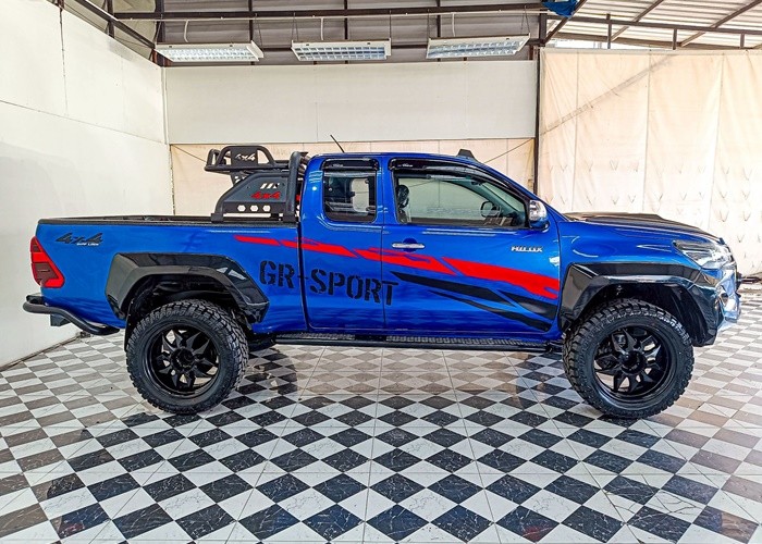 Used 7
                    TOYOTA
                     for Sale Image