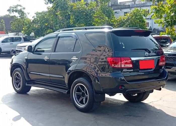 Used 5
                    TOYOTA
                     for Sale Image