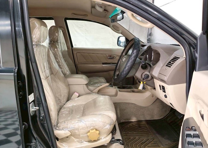 Used 5
                    TOYOTA
                     for Sale Image
