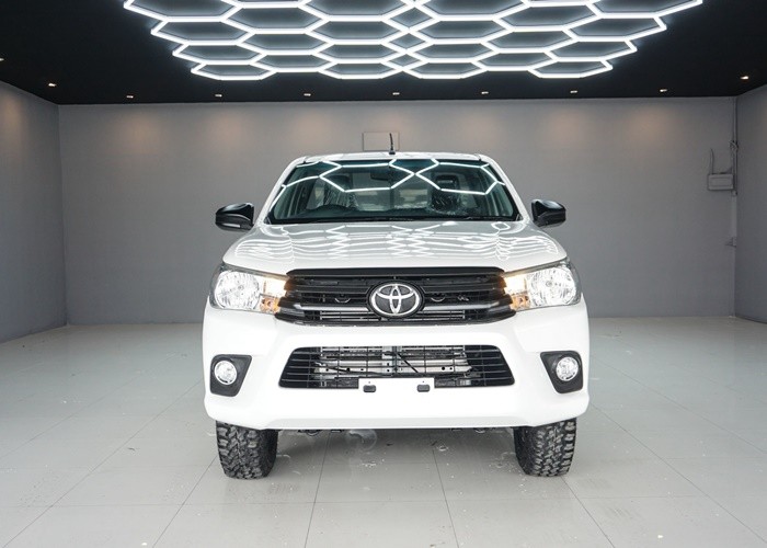 Used 12
                    TOYOTA
                     for Sale Image