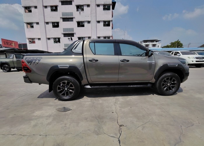 Used 4
                    TOYOTA
                     for Sale Image