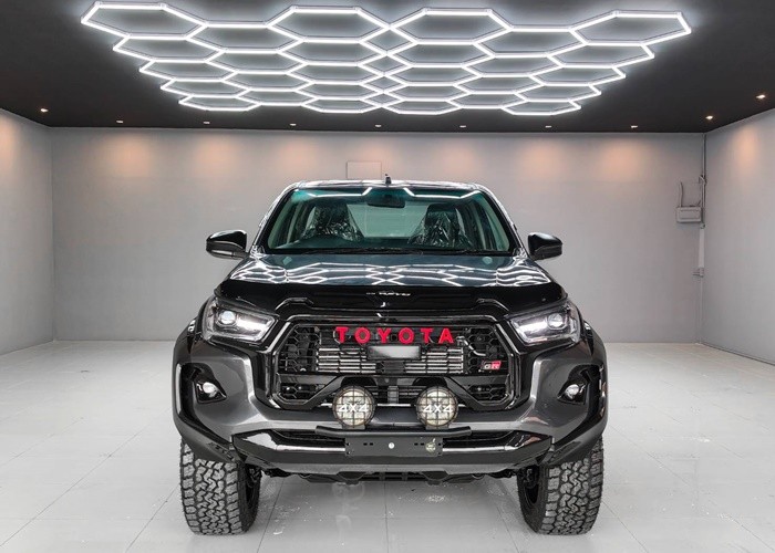 Used 7
                    TOYOTA
                     for Sale Image