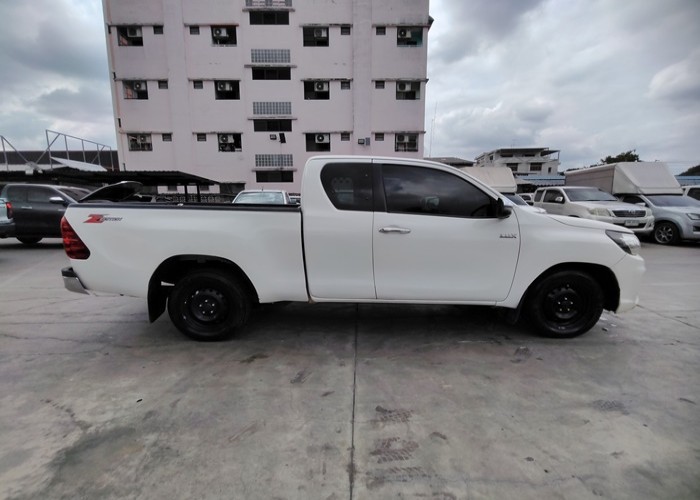 Used 9
                    TOYOTA
                     for Sale Image