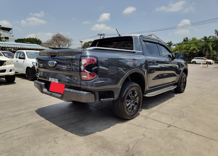 Used 8
                    FORD
                     for Sale Image