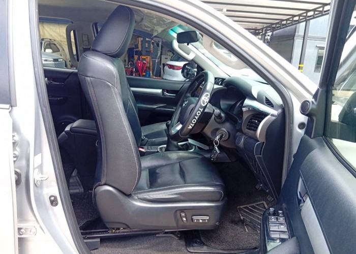 Used 6
                    TOYOTA
                     for Sale Image