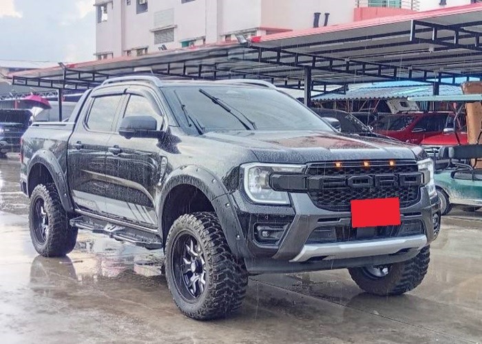 Used 12
                    FORD
                     for Sale Image