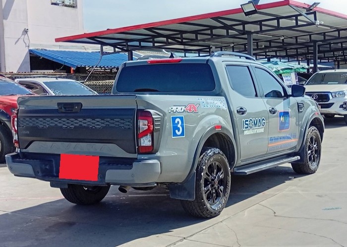 Used 8
                    NISSAN
                     for Sale Image
