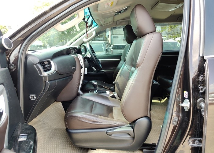 Used 11
                    TOYOTA
                     for Sale Image