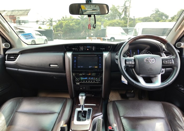 Used 11
                    TOYOTA
                     for Sale Image