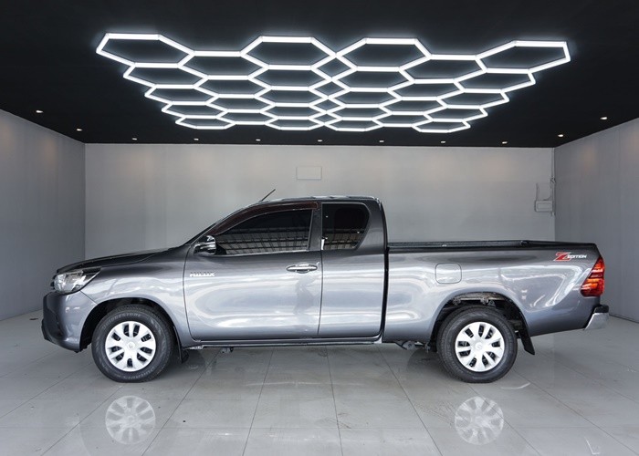 Used 11
                    TOYOTA
                     for Sale Image