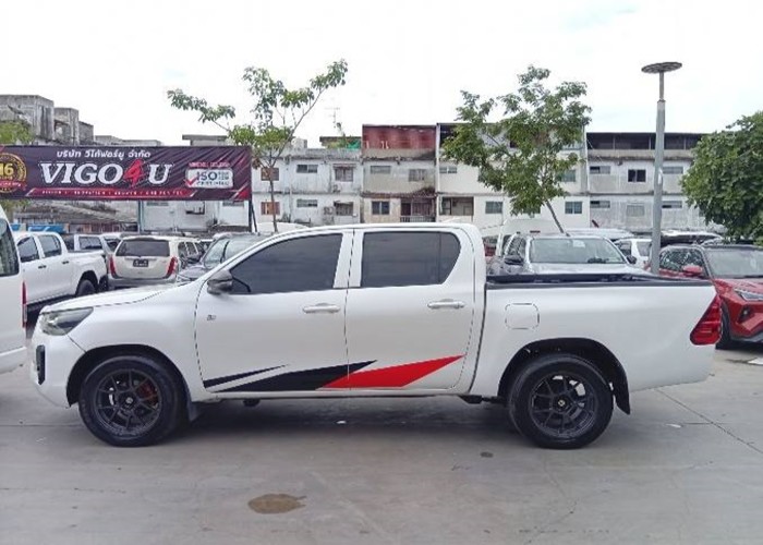 Used 8
                    TOYOTA
                     for Sale Image