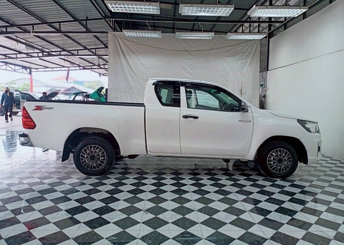 Used 3
                    TOYOTA
                     for Sale Image