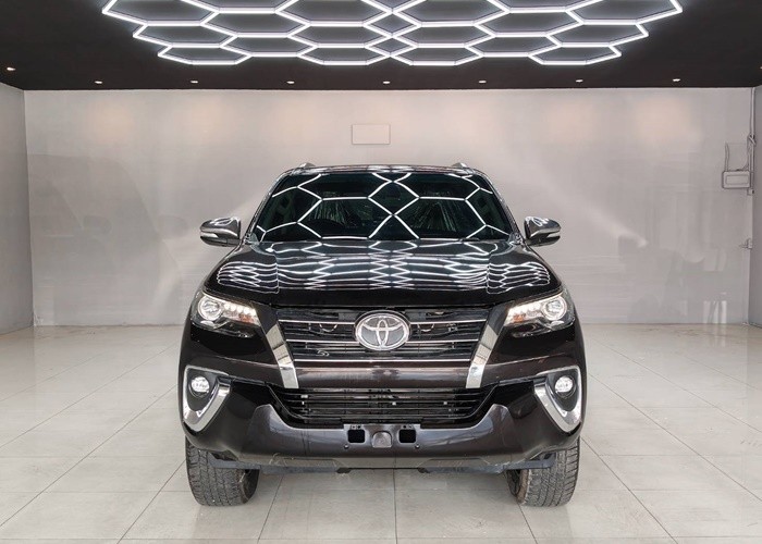 Used 9
                    TOYOTA
                     for Sale Image