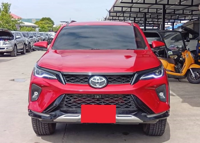 Used 8
                    TOYOTA
                     for Sale Image