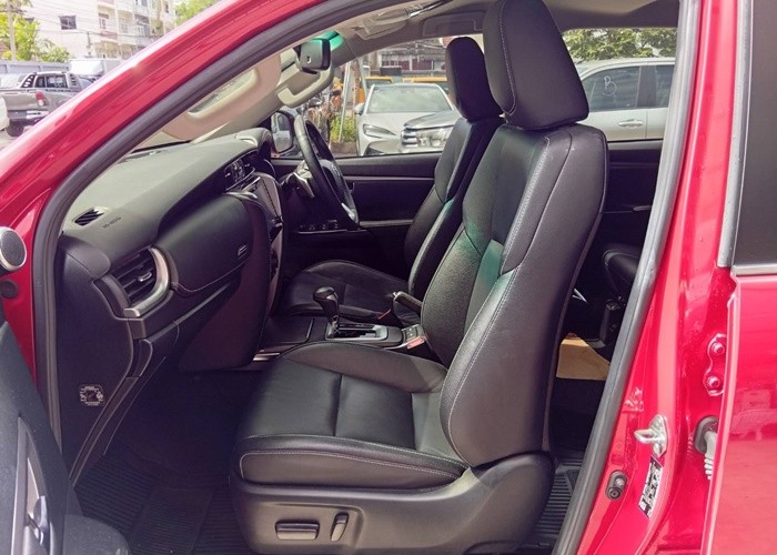 Used 8
                    TOYOTA
                     for Sale Image