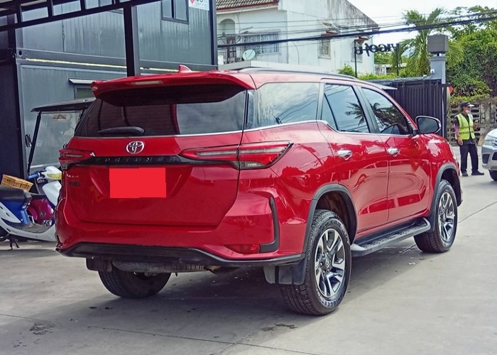 Used 8
                    TOYOTA
                     for Sale Image