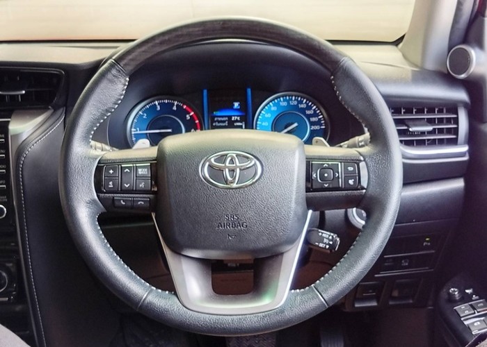 Used 8
                    TOYOTA
                     for Sale Image