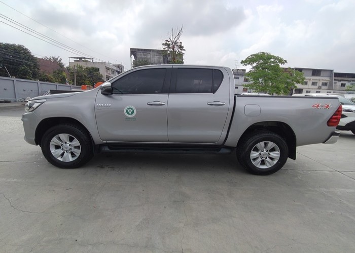 Used 4
                    TOYOTA
                     for Sale Image