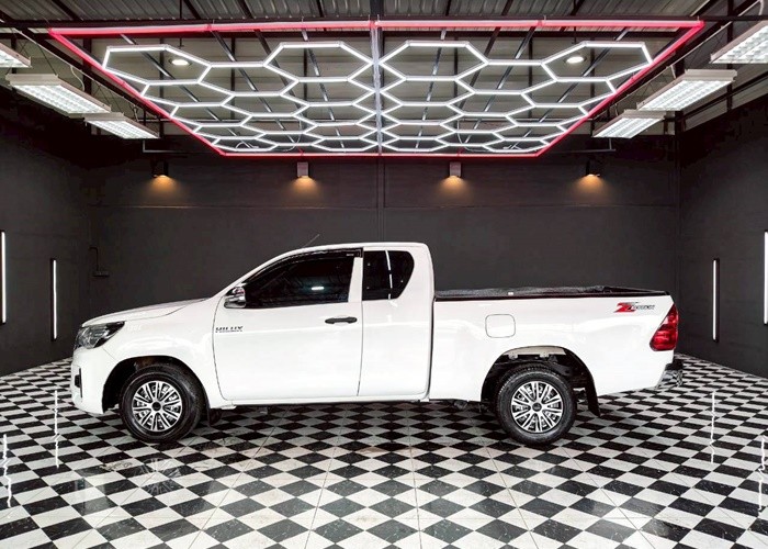 Used 10
                    TOYOTA
                     for Sale Image