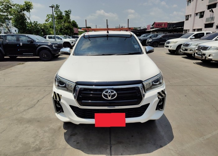 Used 8
                    TOYOTA
                     for Sale Image