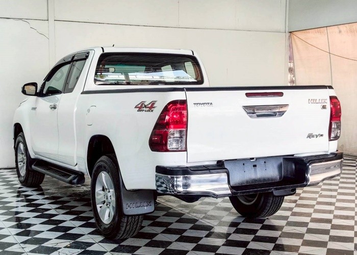 Used 8
                    TOYOTA
                     for Sale Image