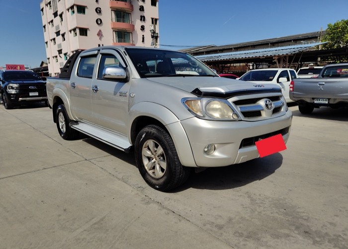 Used 8
                    TOYOTA
                     for Sale Image