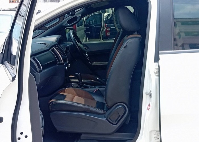 Used 9
                    FORD
                     for Sale Image