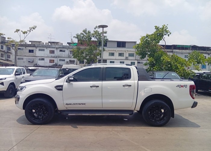 Used 9
                    FORD
                     for Sale Image