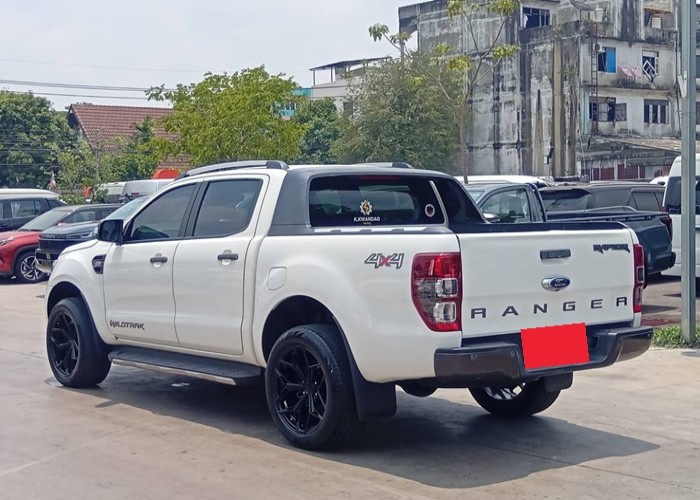 Used 9
                    FORD
                     for Sale Image