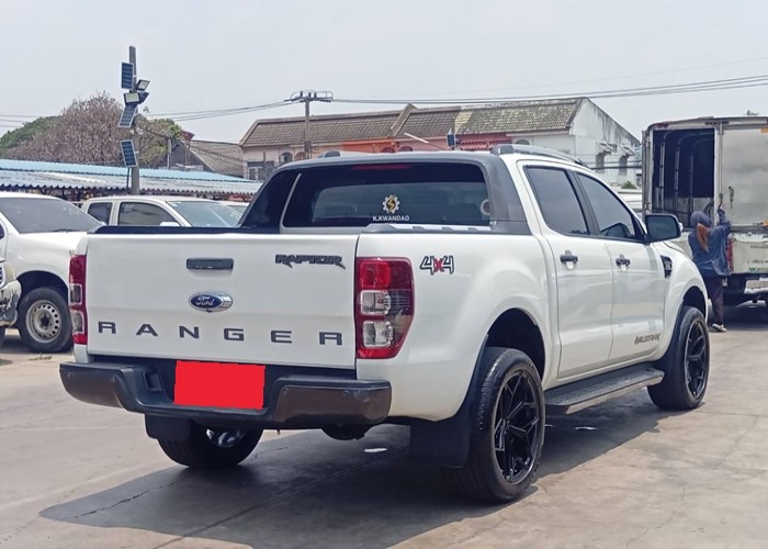 Used 9
                    FORD
                     for Sale Image