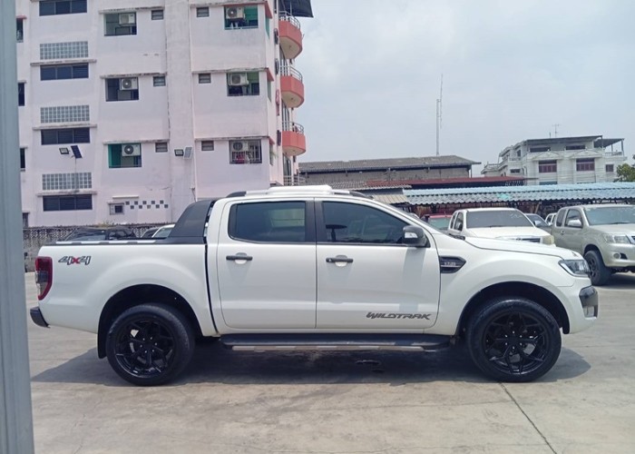 Used 9
                    FORD
                     for Sale Image