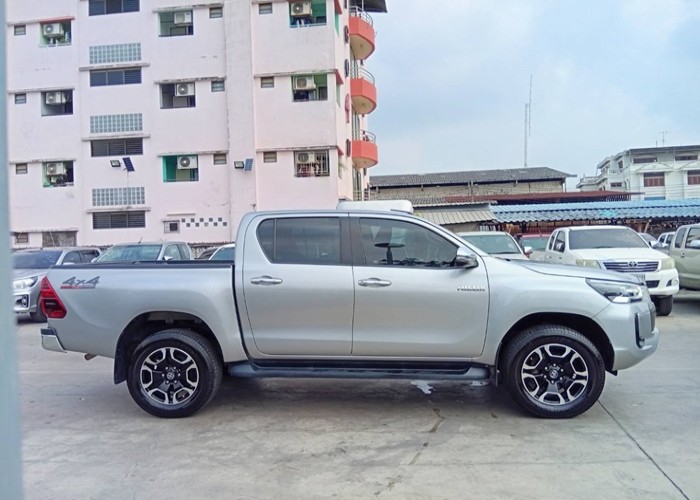 Used 4
                    TOYOTA
                     for Sale Image