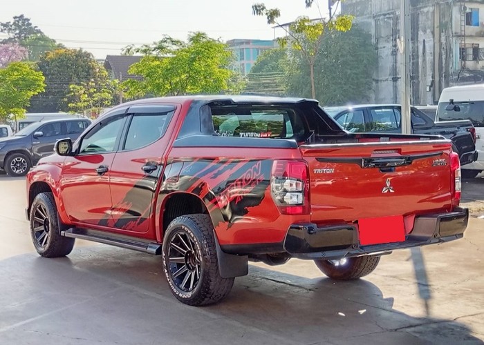 Used 1
                    MITSUBISHI
                     for Sale Image