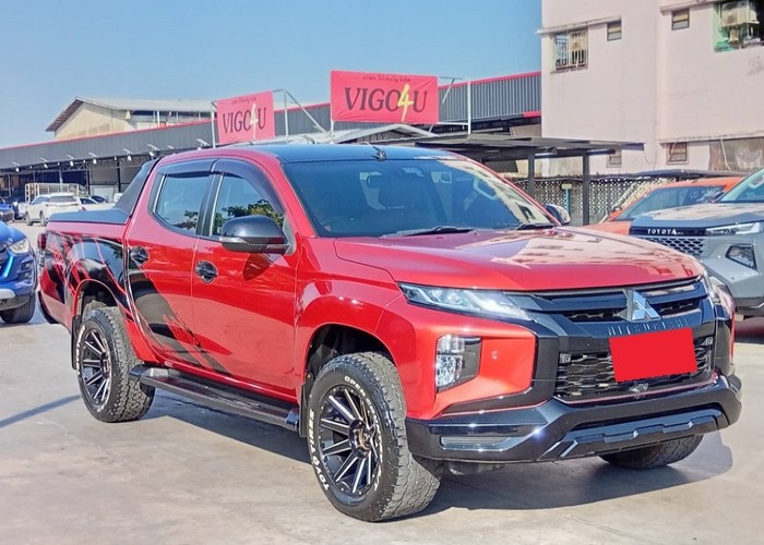 Used 1
                    MITSUBISHI
                     for Sale Image