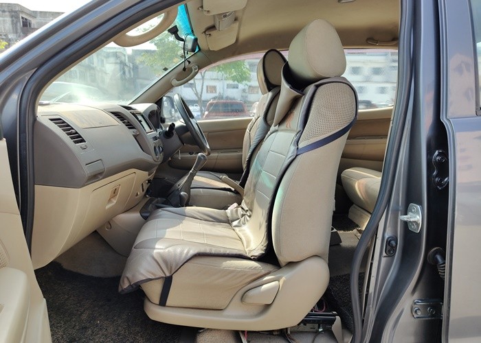 Used 12
                    TOYOTA
                     for Sale Image